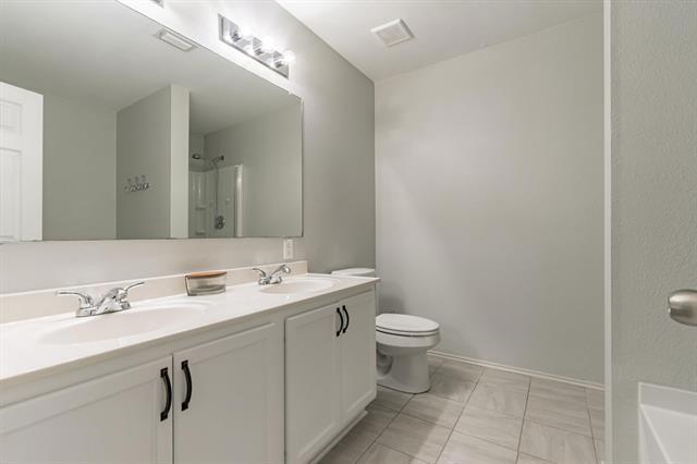 Building Photo - 1515 Harvest Crossing Dr