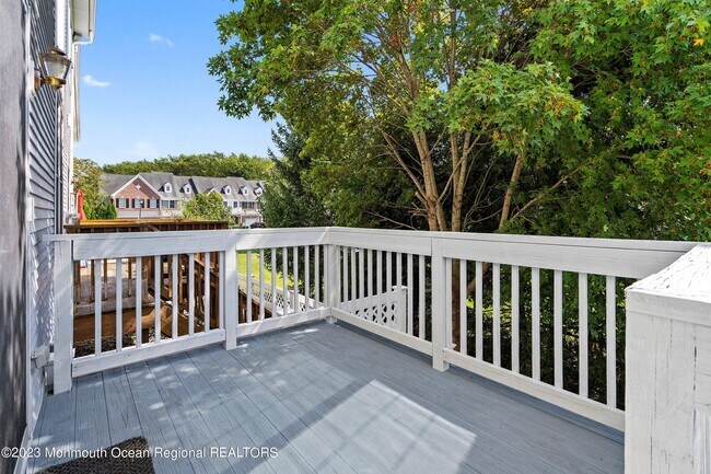 Building Photo - 86 Deepwater Cir