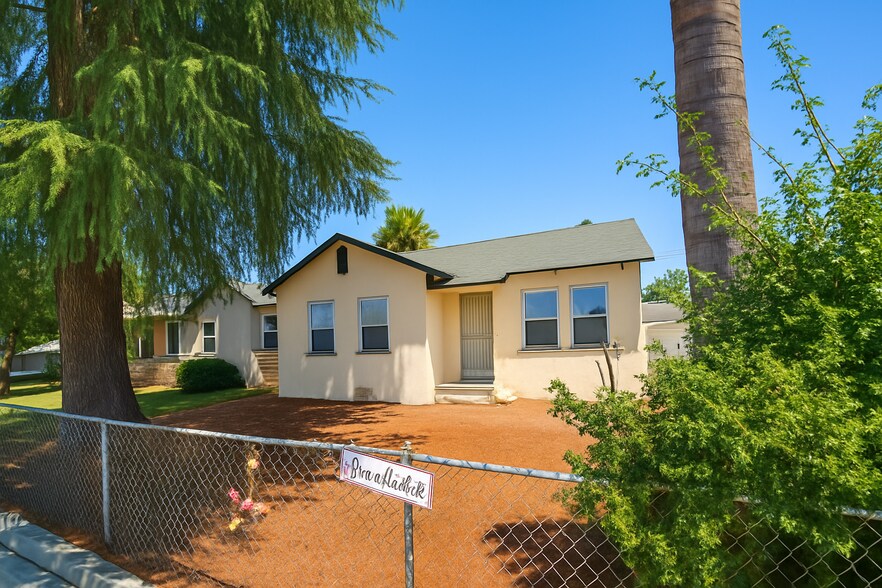 Primary Photo - 242 Linda Vista Dr