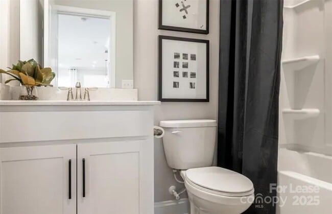 Building Photo - 19016 Yellow Birch Dr