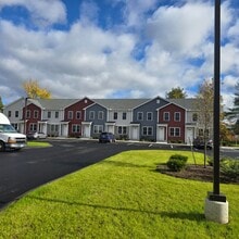 Building Photo - Megway Ct. (2-5)