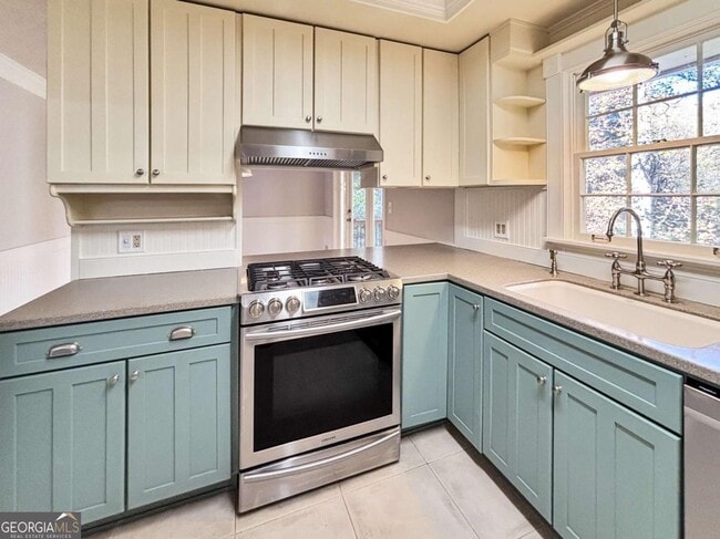 Building Photo - 2766 Cottonwood Dr