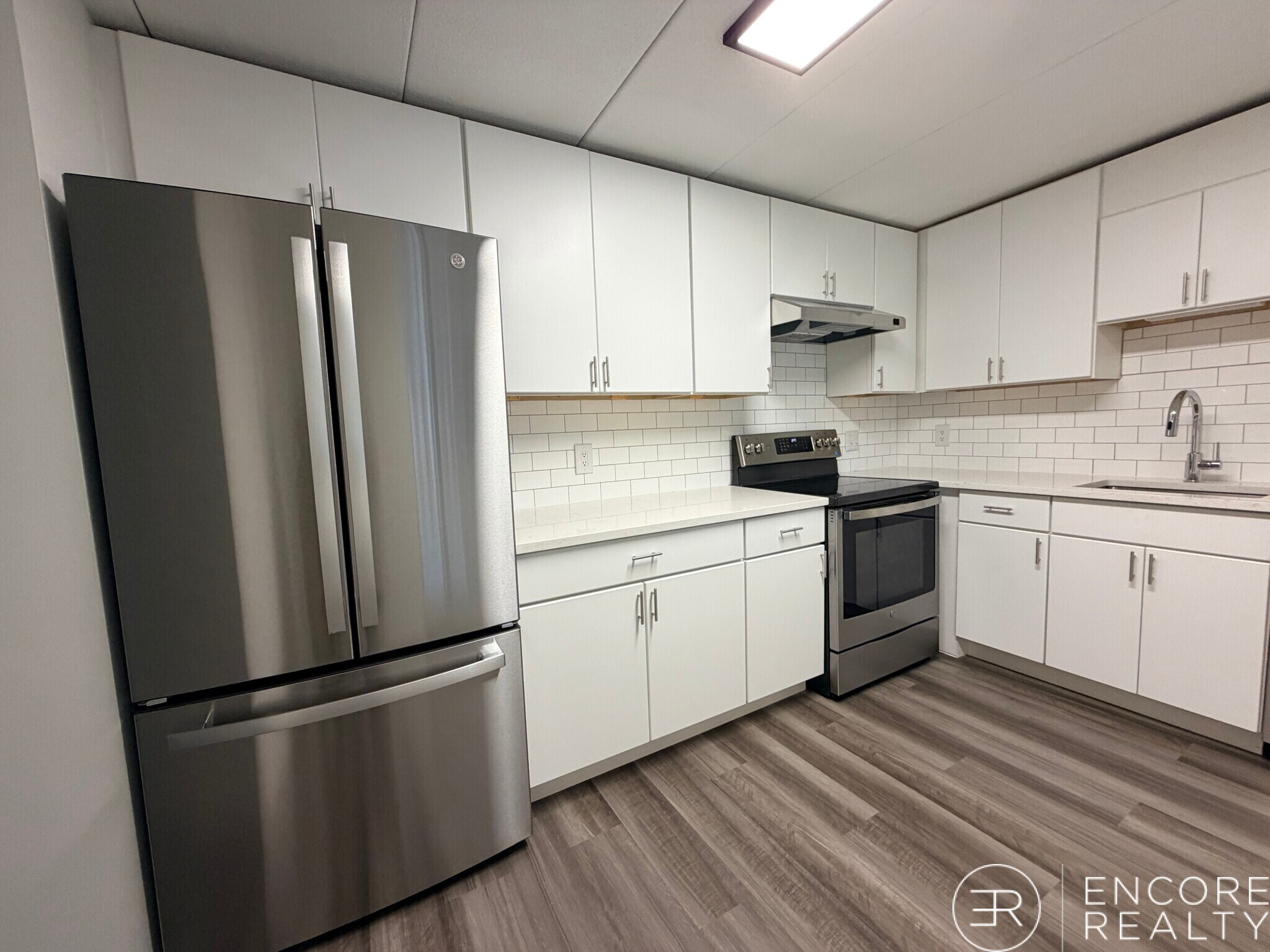 Building Photo - 51 Hill Rd