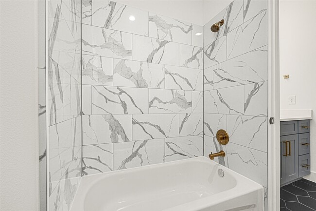 Building Photo - 4606 Crown Grove Ln