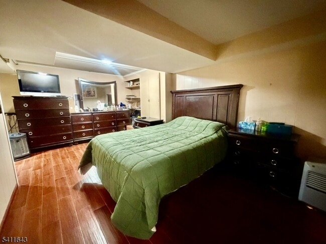 Building Photo - 54 Lindale Ct