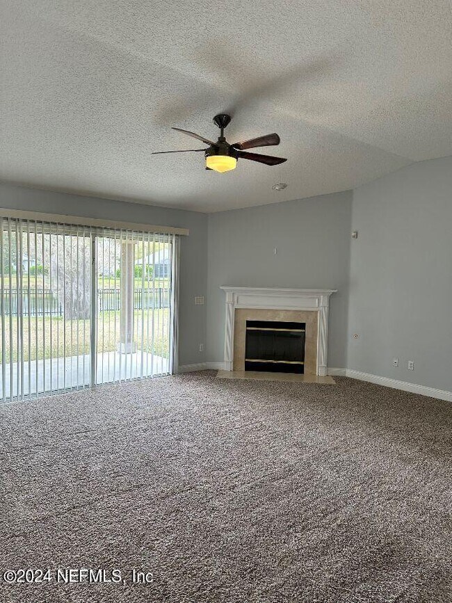 Building Photo - 1447 Barrington Cir