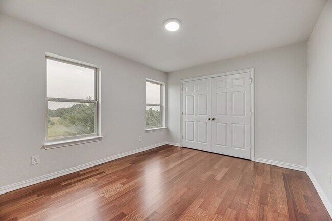 Building Photo - 5855 Co Rd 408