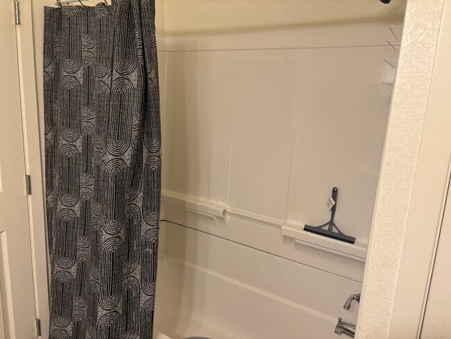 Building Photo - 2531 Liberty Ave