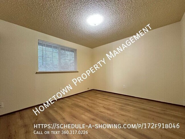 Building Photo - 4928 Mt Tahoma Dr SE