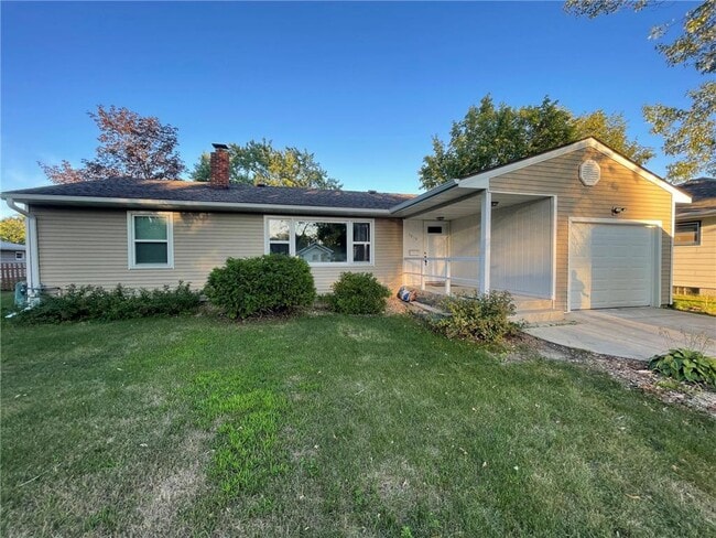 Primary Photo - 1016 31st Ave N