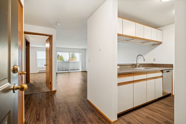 Interior Photo - Daniels Apartments