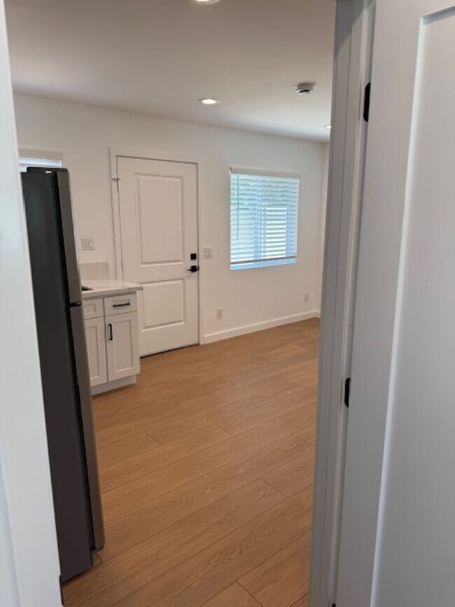 Building Photo - 5300 Glasgow Ct