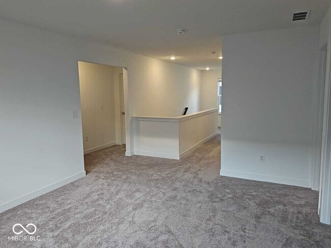 Building Photo - 1118 Elmwood Ln