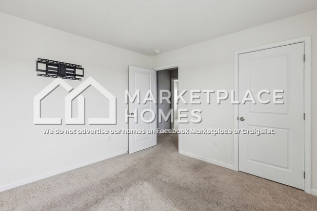 Building Photo - 216 Belle court