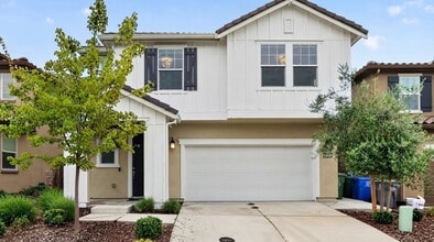 Building Photo - 3209 Auburn Leaf Loop