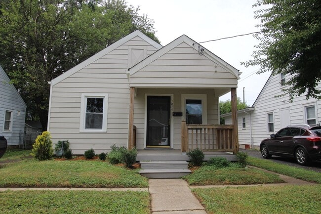 Primary Photo - A Nice 2 Bedroom Home Near Church Hills Downs