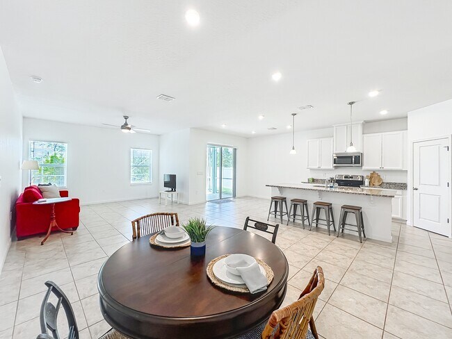 Building Photo - 4213 Keeson Cir