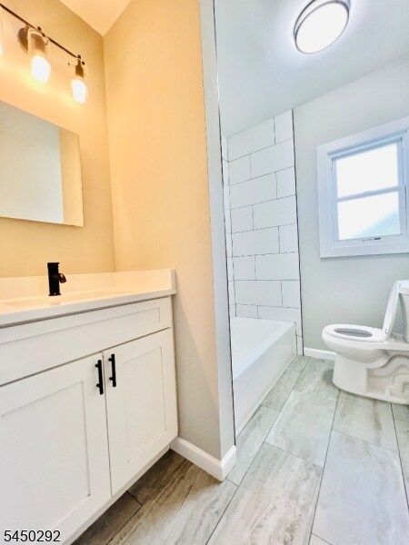 Building Photo - 426 Miltonia St