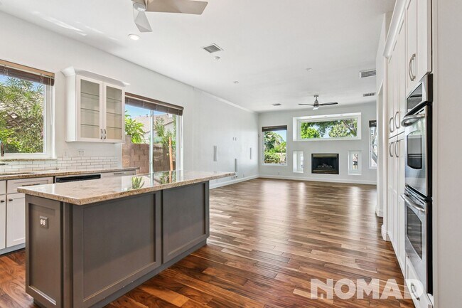 Building Photo - Spacious 4BR House on Arrowhead Lake in Gl...