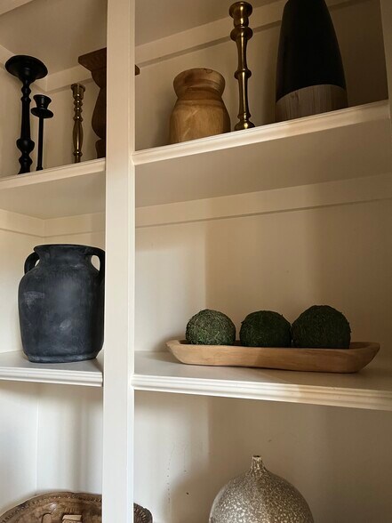 Building Photo - 5172 Remington Dr