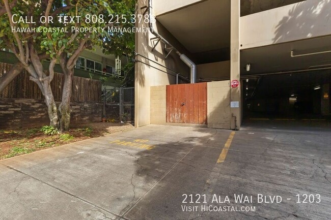 Building Photo - 2121 Ala Wai Blvd