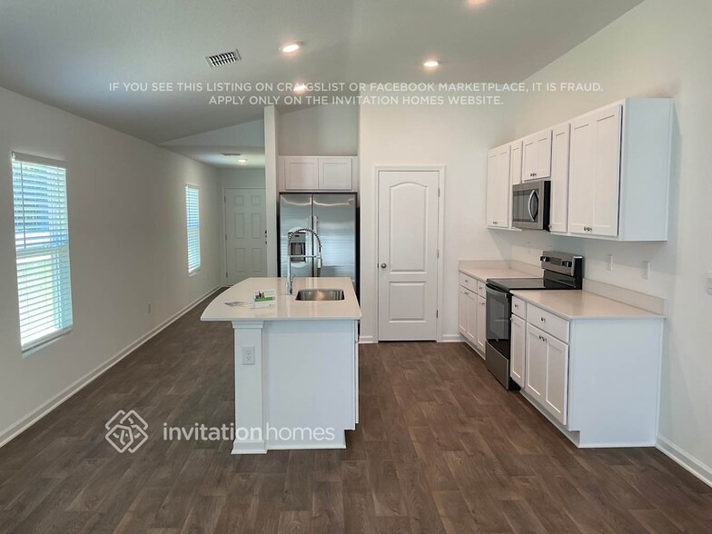 Building Photo - 11 Rymer Ln