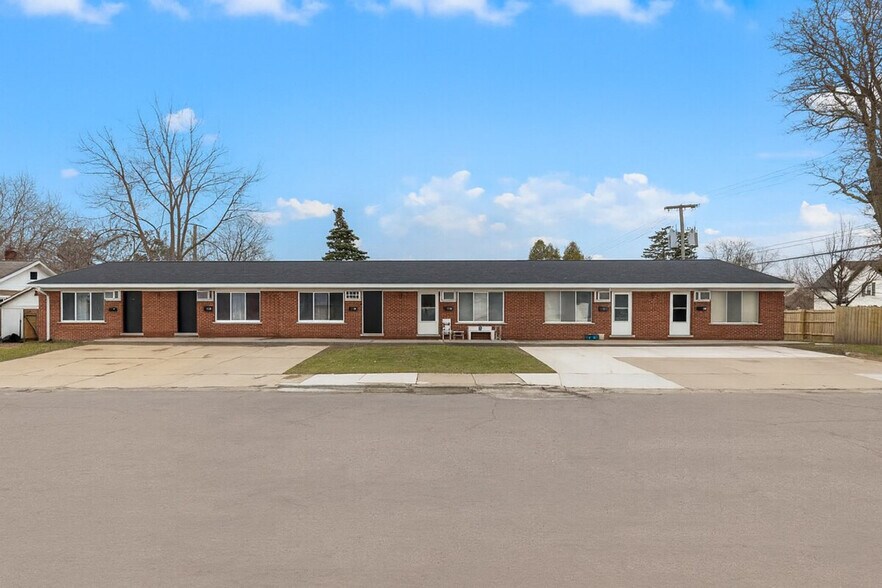 Building Photo - 53 Hollywood Ct