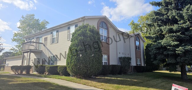 Primary Photo - 8760 Sheridan Rd