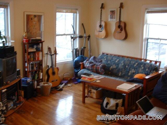 Building Photo - 3 Foster St