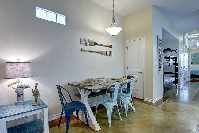 Building Photo - 2212 TX-361