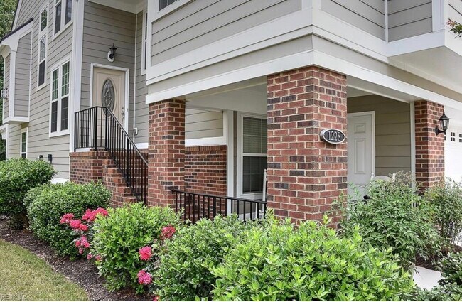 Building Photo - 1228 Habitat Ln