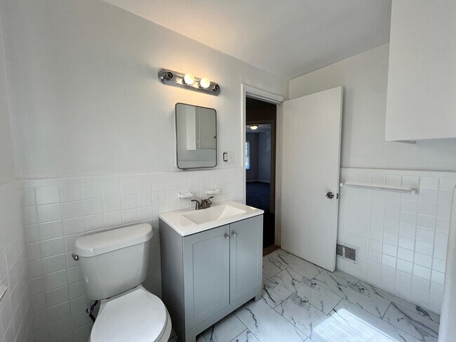 Building Photo - 18276 Appoline St