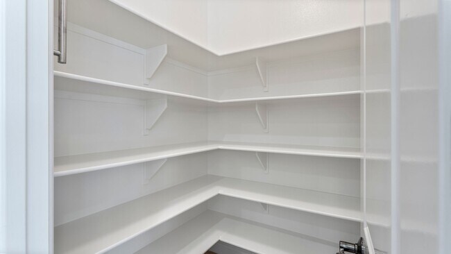 Building Photo - Stunning 4 Bedroom Home in Aliso Viejo!