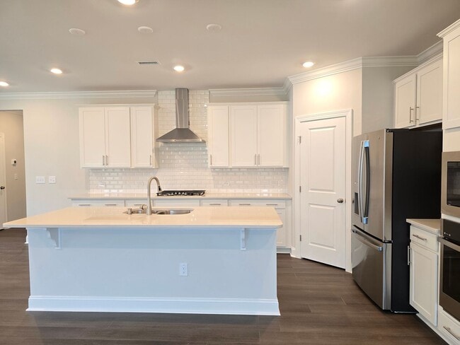 Building Photo - Brand New 4 Bedroom 3 Bathroom Single Fami...