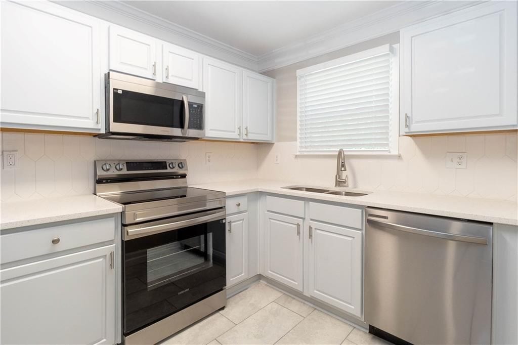 Building Photo - 745 Crestwell Cir