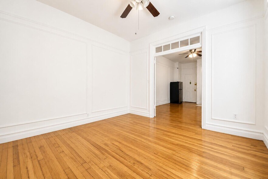 Building Photo - 45 Tiemann Pl