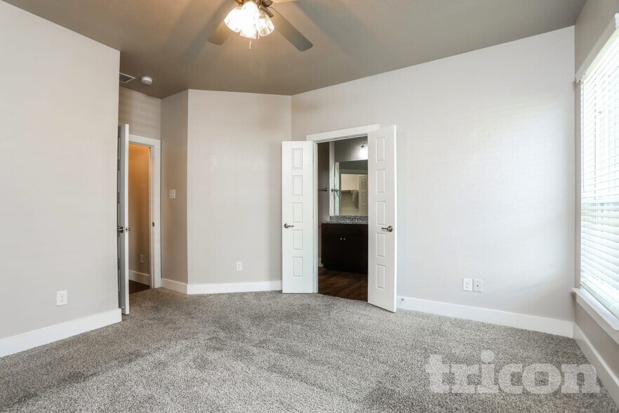 Building Photo - 10114 Ft Brown Trl