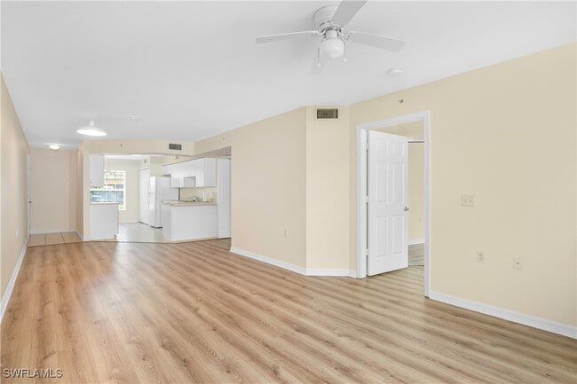 Building Photo - 25735 Lake Amelia Way