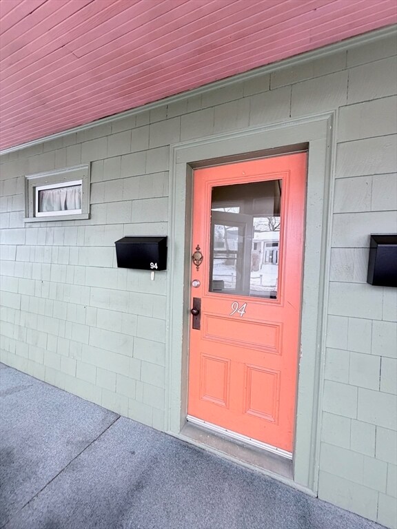 Building Photo - 94 Bolivar St