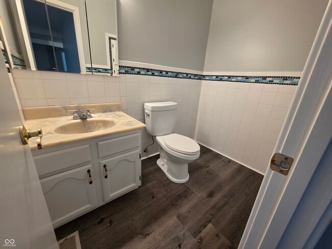 Building Photo - 3803 Biscayne Rd