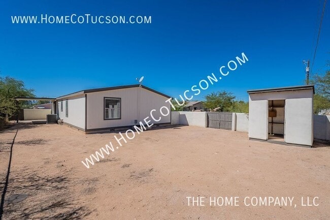 Building Photo - 2628 N Fontana Ave