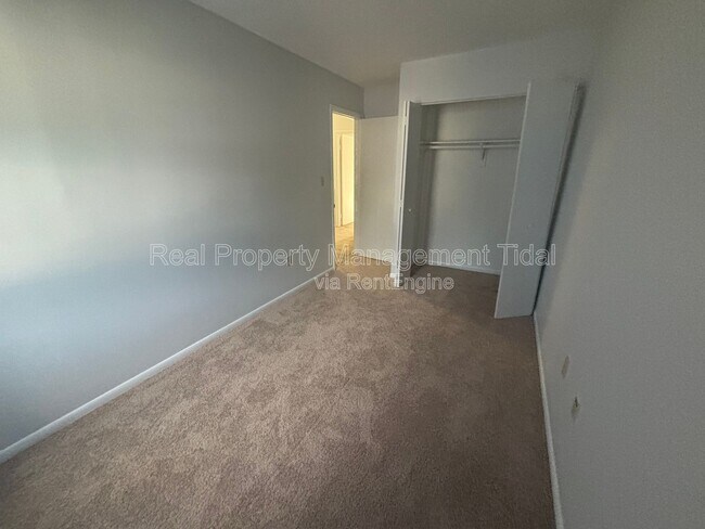 Building Photo - 12714 Woodside Ln