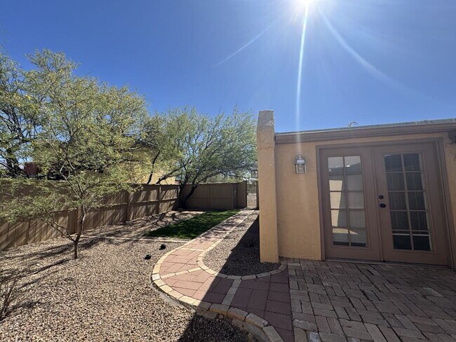 Building Photo - 3 bed 2 bath Santa Fe Home