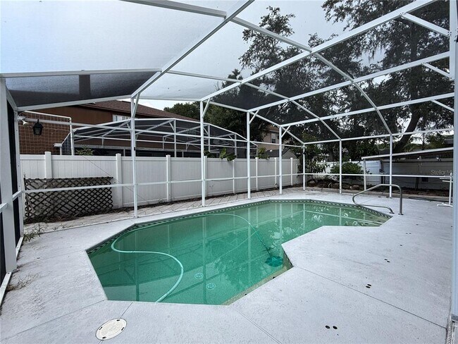 Building Photo - 1373 Foxforrest Cir