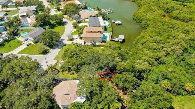 Building Photo - 5828 Oakhurst Dr