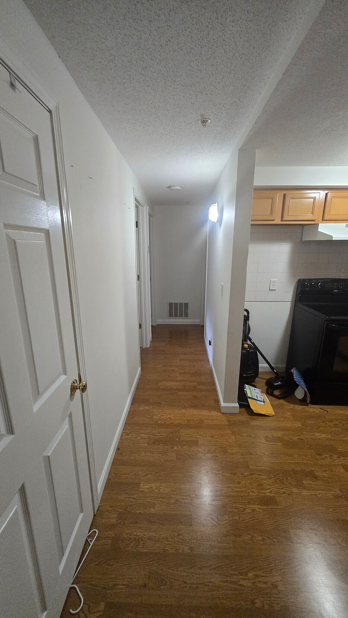 Building Photo - 31 Devereux St