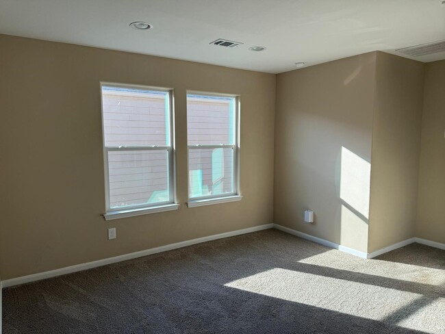 Building Photo - 17134 Wilthorne Gardens Ct