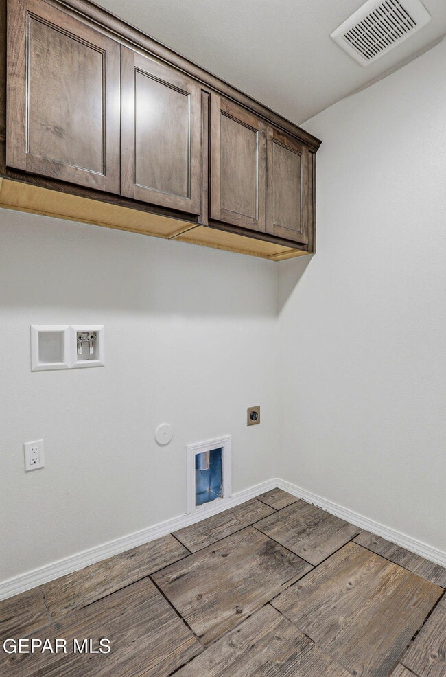 Building Photo - 14936 Harry Flournoy Ave