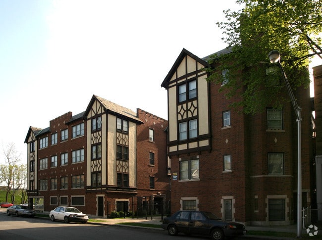 Building Photo - 7105-7111 S Champlain Ave