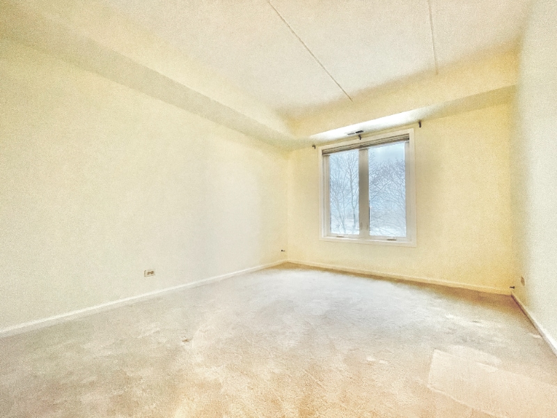 Building Photo - 12900 W Heiden Cir